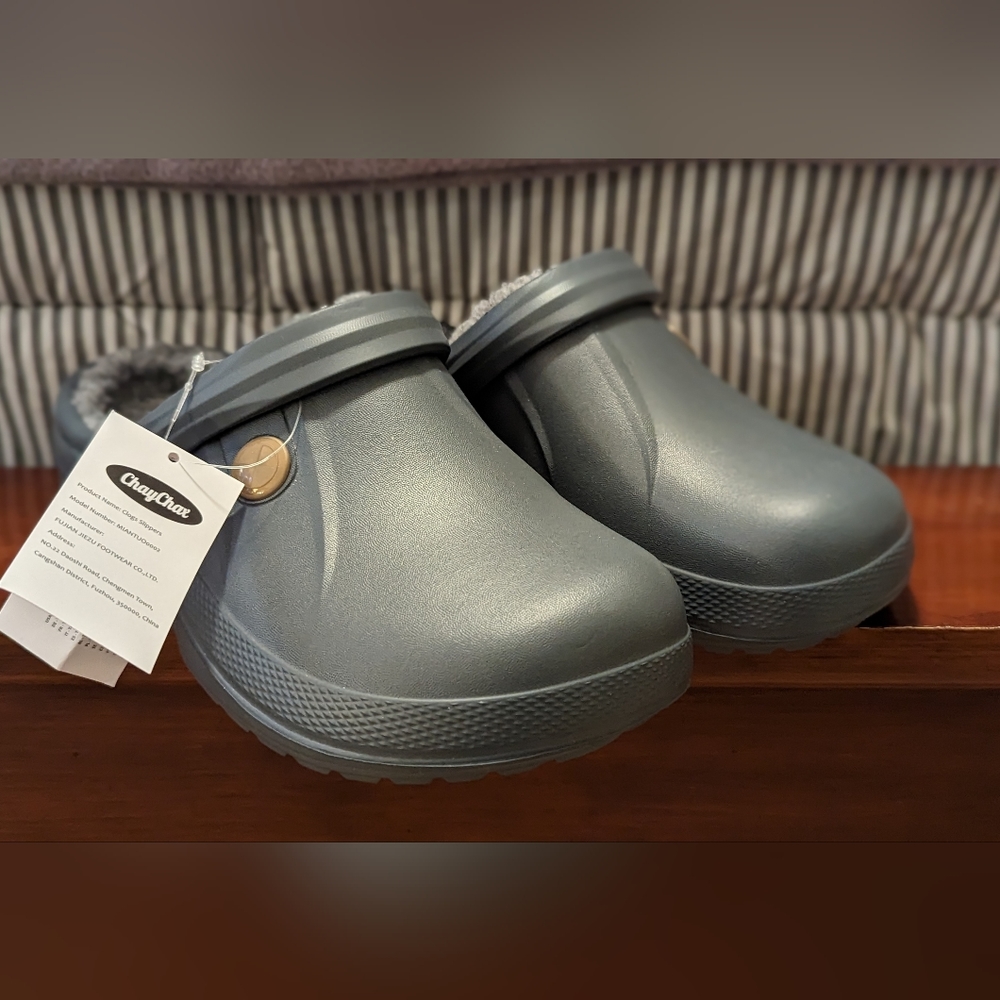 Clogs